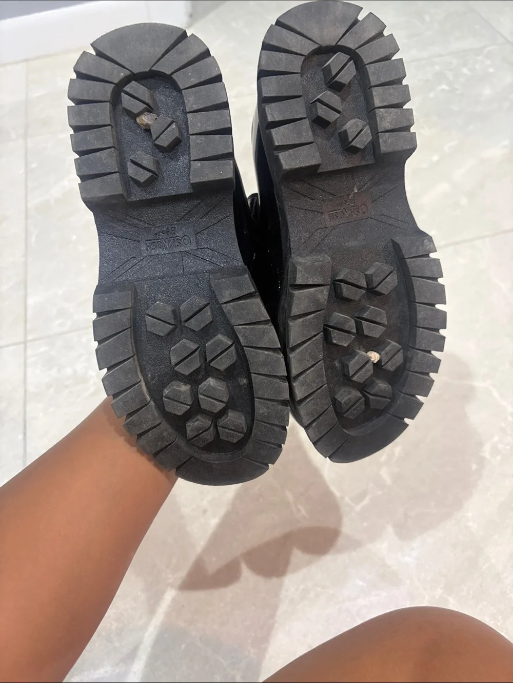 OshKosh B'gosh Girls' Black Patent Mary Jane Strap Shoes